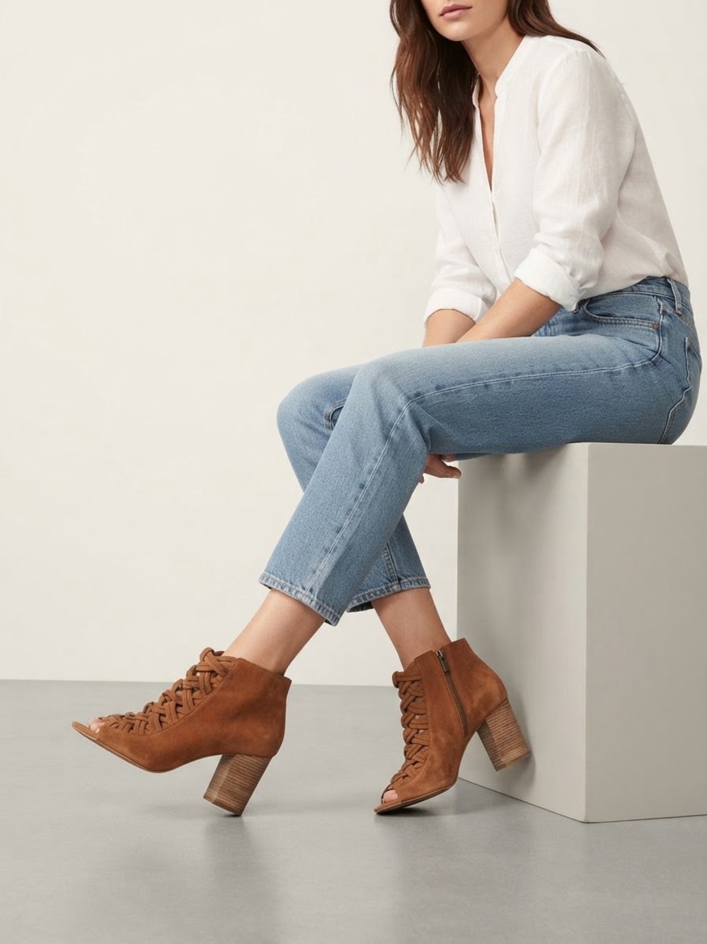 Michael Kors Westley Woven Ankle Booties. Size 8.5